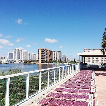 Miami Waterfront Apartments Санни Айлес Экстерьер фото