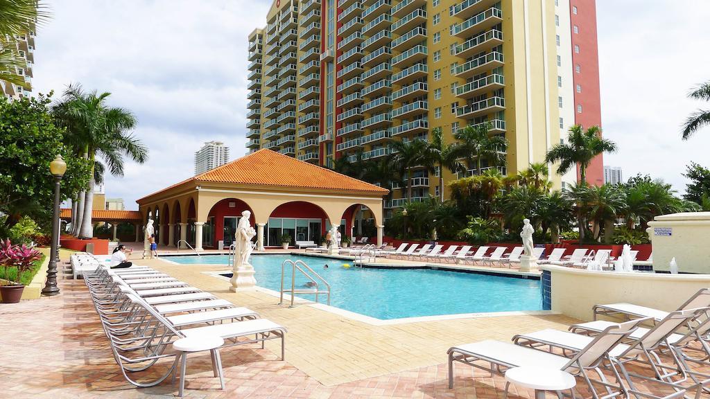 Miami Waterfront Apartments Санни Айлес Экстерьер фото